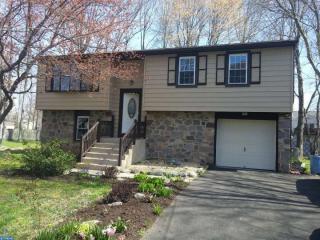 555 Adams Ave, Langhorne PA  19047-5333 exterior