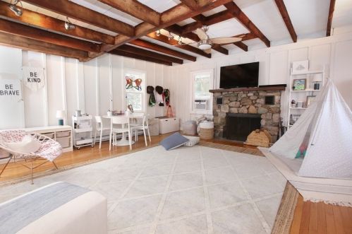 59 Everett St, Natick MA 01760-5501 exterior