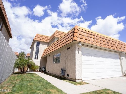 459 Estriga Ct, Santa Paula, CA 93060-2442