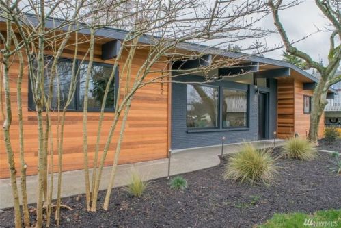1812 202nd St, Seattle, WA 98177-2247