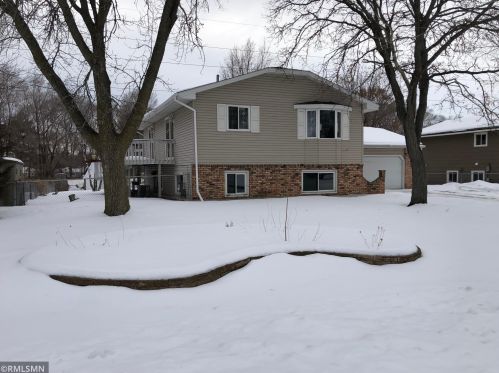 11208 Wren St, Minneapolis MN 55433-3569 exterior