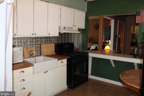 128 Chestnut Ave, Camden NJ  08107-2207 exterior