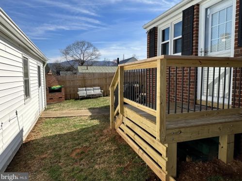 201 8th Ave, Richmond National Battlefiel VA  22835-1524 exterior