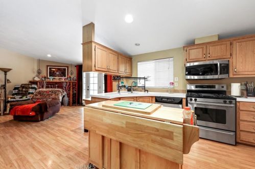 18495 Darin Dr, Perris CA  92570-9187 exterior
