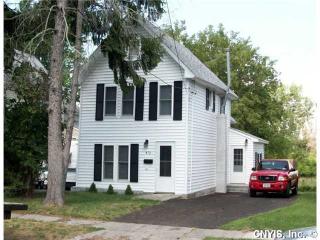 470 Portage St, Watertown, NY 13601-3239