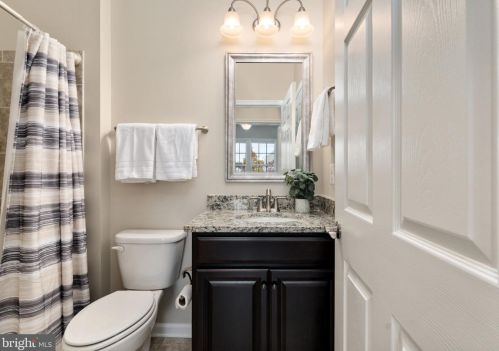 185 Denison St, Fredericksburg VA  22406-5459 exterior