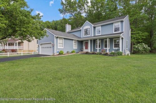 58 Arbor Dr, Wall Township NJ 07731-3080 exterior