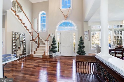 19376 Ml Dm Pl, Leesburg VA 20176-1637 exterior