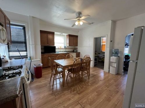 280 Macarthur Ave, Outwater NJ  07026-1216 exterior