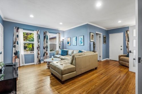 2105 65th St, Long Beach CA  90805-2615 exterior