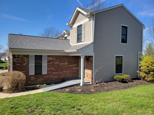 1602 Greens Edge Dr, Florence, KY 41042-1150