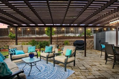 6352 Lake Dora Ave, San Diego CA 92119-3128 exterior