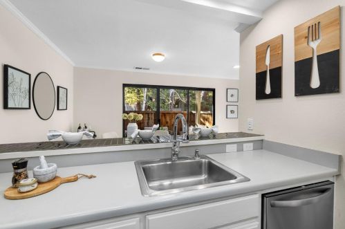 3407 La Terrace Cir, San Jose CA  95123-5324 exterior