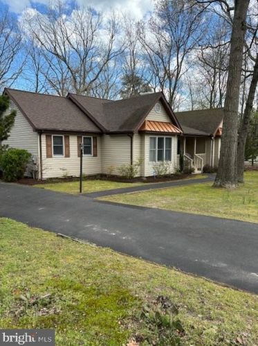 34554 Pack Ln, Lewes, DE 19958-3305
