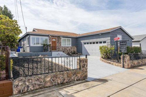 5027 Palin St, San Diego, CA 92113-3523