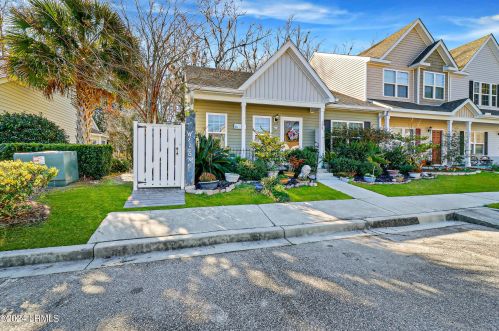 123 Bella Way, Beaufort, SC 29906-2403