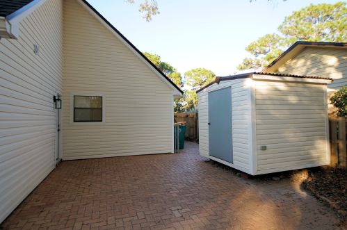 61 Lake Lorraine Cir, Shalimar FL  32579-1617 exterior