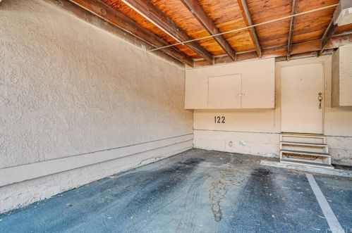 700 La Veta Ave, Orange CA  92866-2742 exterior