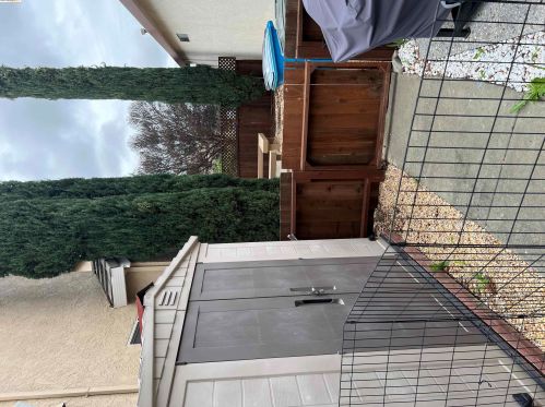 736 Clifton Way, Vacaville CA  95688-8547 exterior