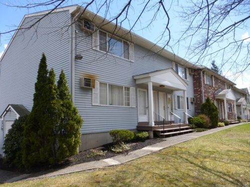 81 Chipman St, Waterbury, CT 06708-3770