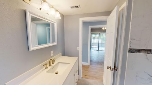 1028 Park Ave, Titusville FL  32780-3981 exterior