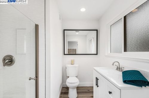 4237 Ridge Dr, West Pittsburg CA  94565-6033 exterior