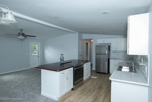 1135 Navajo Dr, Sebastian FL  32976-7048 exterior