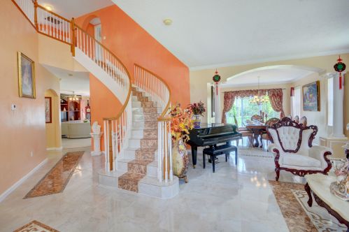 2262 Ridgewood Cir, West Palm Beach, FL 33411-6158