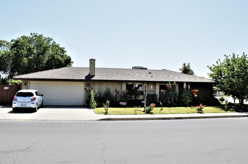 2000 Hasti Acres Dr, Bakersfield, CA 93309-4812
