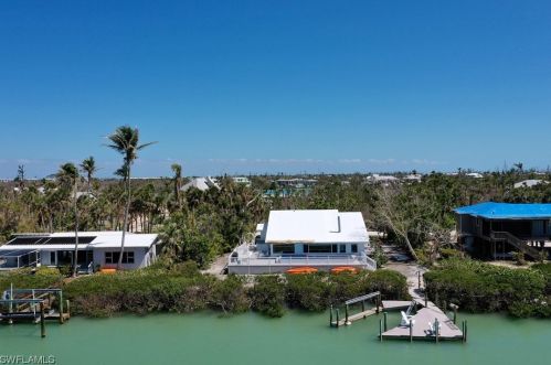 2629 Coconut Dr, Sanibel FL  33957-2005 exterior