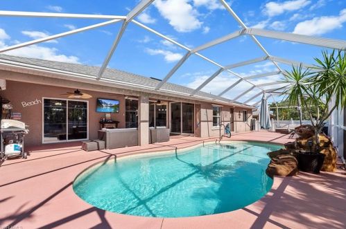 1803 2nd Ave, Cape Coral, FL 33909-5204