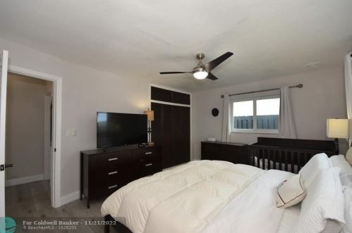 8421 17 Ct, Hollywood FL 33028 exterior