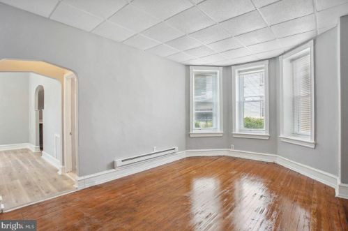 5622 2nd St, Philadelphia, PA 19120-2426