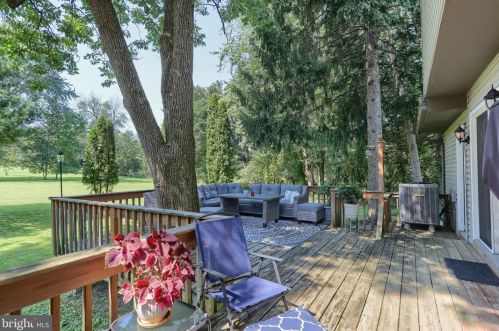 9148 Joyce Ln, Hummelstown PA  17036-9299 exterior