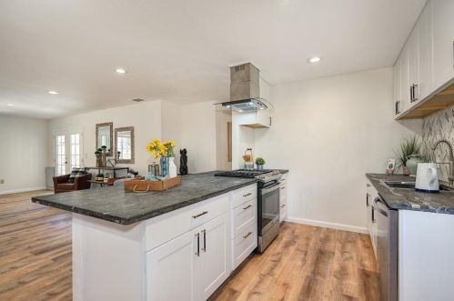 6351 Eldon Ave, Loomis CA  95650-8803 exterior