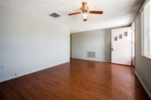 3428 Umber Rd, Tarpon Springs FL  34691-3357 exterior