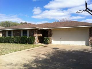 704 Baldridge Rd, Burleson TX  76028-7410 exterior