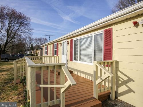 133 Azalea Dr, Charles Town WV  25414-5841 exterior