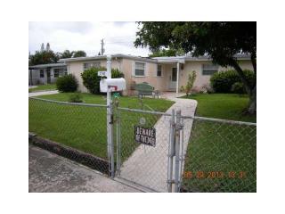 7741 Raleigh St, Hollywood, FL 33024-2529