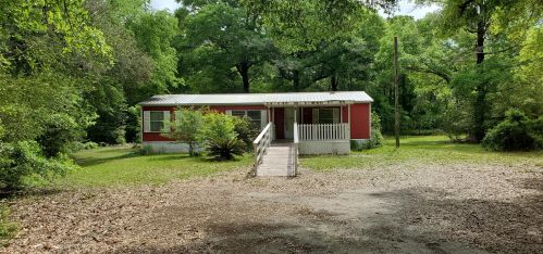 56 April Ct, Freeport, FL 32439-3668