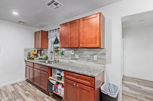 1115 29 Ave, Phoenix AZ 85009-5716 exterior