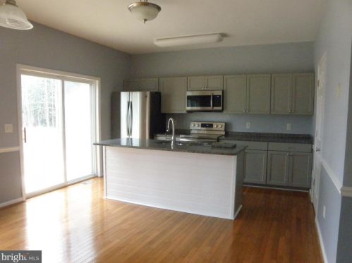 22321 Holly Oak Ln, Lewes, DE 19958-5453