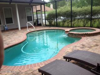7301 Hawks Point Ct, Jacksonville, FL 32222-2815