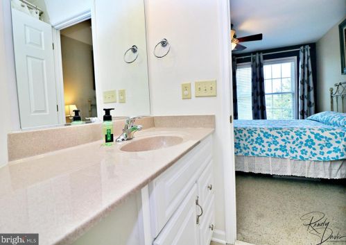 59 Brighton Pl, Charles Town WV  25414-2584 exterior