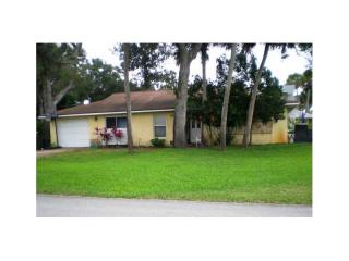 1016 Riverside Dr, Edgewater FL  32132-3635 exterior