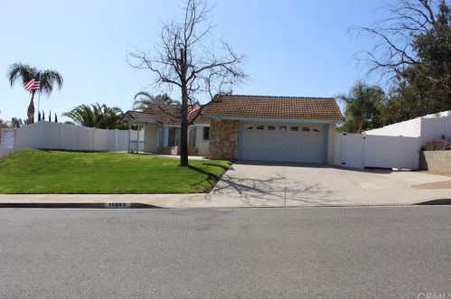 11368 Turningbend Way, Riverside, CA 92505-2354