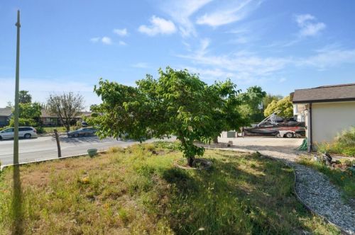 2240 Ruby Ave, San Jose, CA 95148-1742