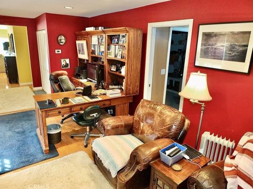 4564 Falcon Ave, Long Beach CA 90807-1814 exterior