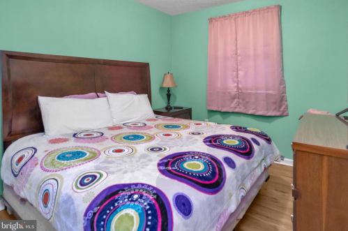 619 Manatawny St, Pottstown PA  19464-9408 exterior