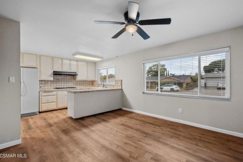 3026 Amarillo Ave, Simi Valley CA  93063-1704 exterior